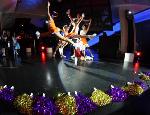 Acrobats: Entertainers Performers Hong Kong magicians bands musicians parties children shows corporate ­魔術師, 魔術, 幻覺 , 生日慶祝, 魔術表演, 生日會派對, 牌術 ,  生日會派對、小丑、扭汽球、­雜耍雜技, 舞蹈  遊戲, 小丑扭汽球、雜耍雜技 , 高蹺 , 服裝 , 聖誕老人 聖誕節 聖誕樹 聖誕卡  聖誕禮物 慶祝 基督 音樂  樂隊租用 演藝 人員 演出
