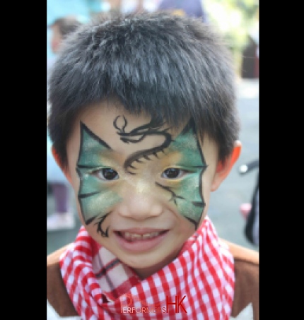 hong kong dragon face paint.