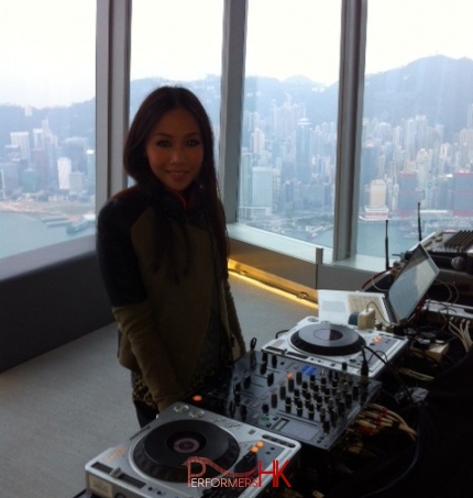 DJ Bezi in Hong Kong making music