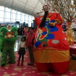 Giant Choi Sun at the Hong Kong Airport.