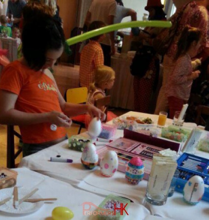 Easter egg decorating for kids in Hong Kong 