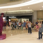 Drawing large crowds, a living statue can be an object of fascination for any event.