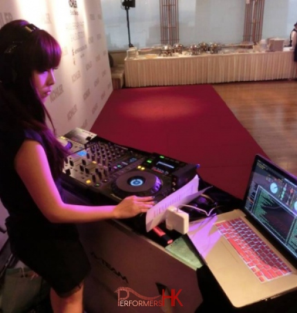 Z wing using serato system to dj at Kholer event 