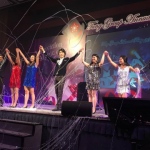 Bon perform with student at Tung Group Annual dinner.