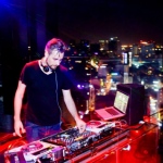 DJ Pure MB giving us fantastic music with the spectacular night view of Hong Kong. 
