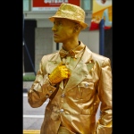 Gold man statue in whampoa