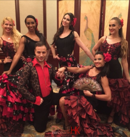 5 female dancer with 1 male dancer flamenco dancers