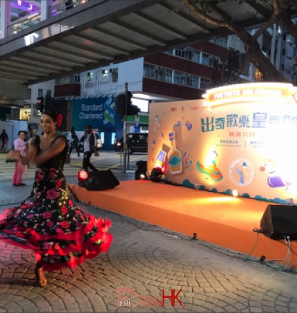 Wan chai performance with dancer renata