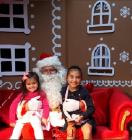 santa in Hong kong start street for hire