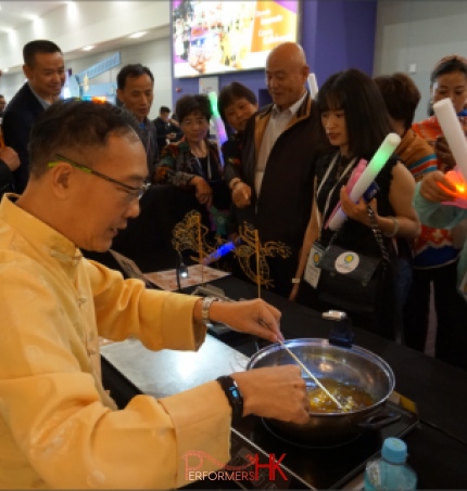 Sugar painting (糖画) sifu at an event at asia world expo hong kong sar