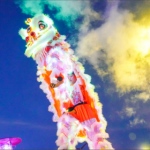 LED lion dance pole jumping with led poles with smoke effect