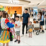 Long queues are formed during Cory at The Southside mall summer campagin